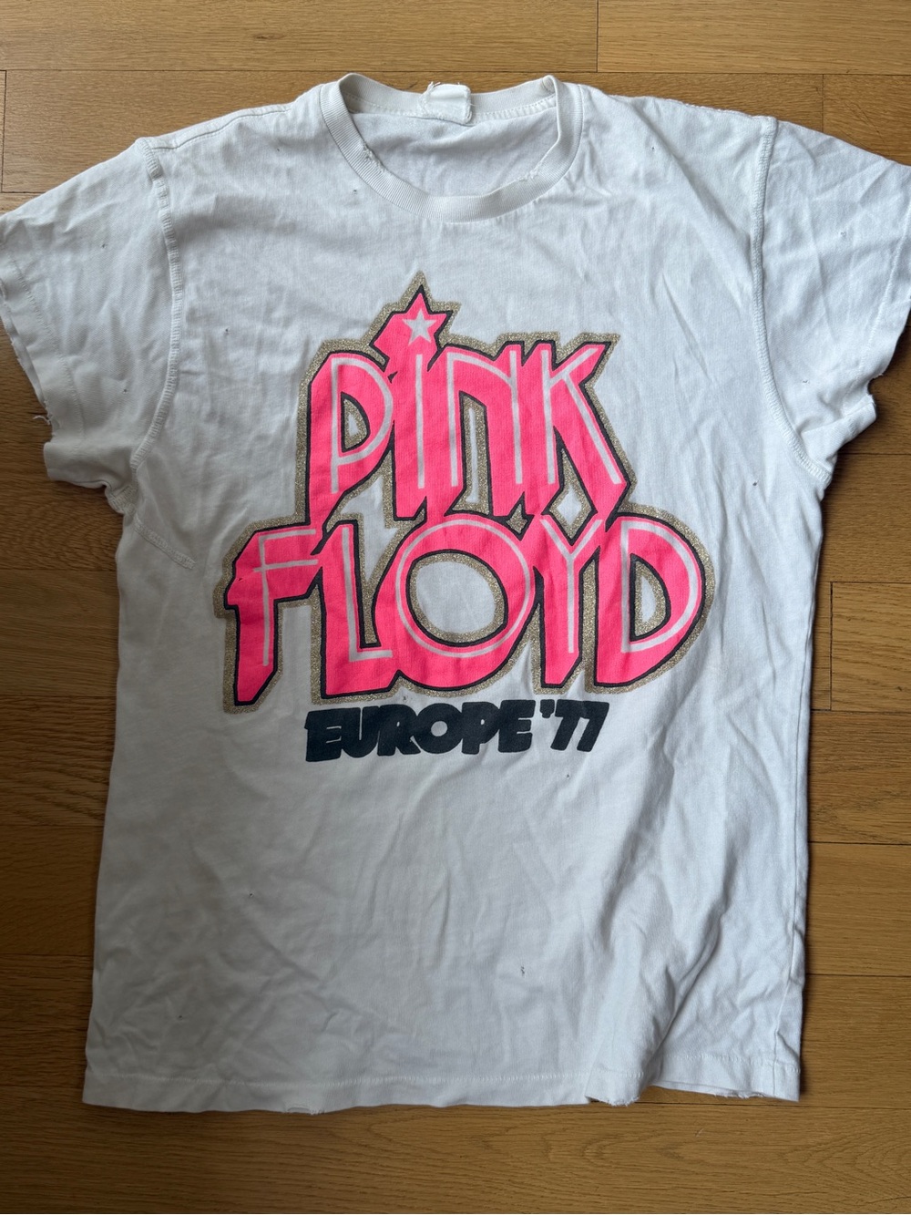 MadeWorn Vintage Pink Floyd Europe '77 White Concert Tee with Hot Pink Logo